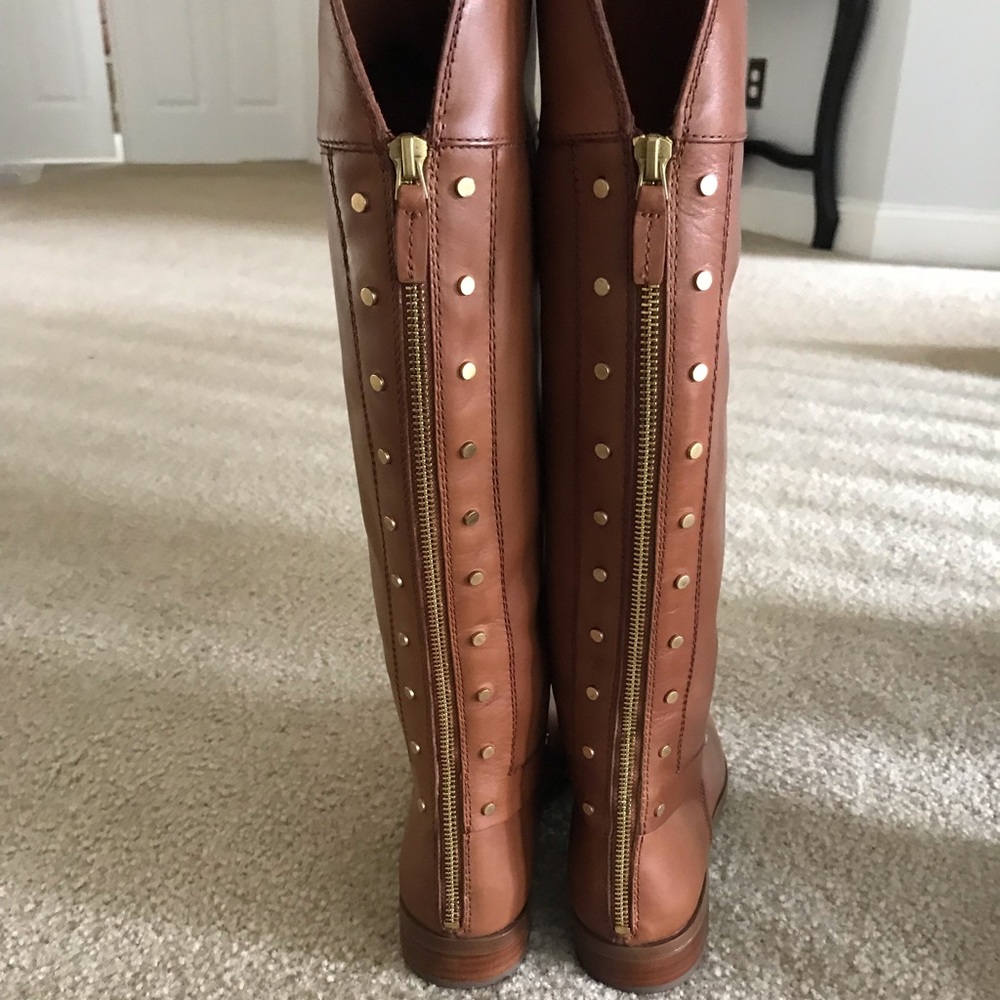 tall brown boots